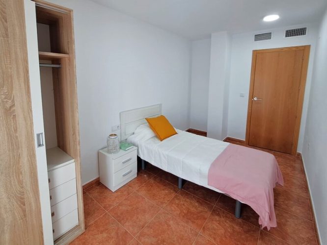 3578784-dormitorio-invitados-primer-plano-espinardo-2b