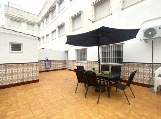 primer-plano-patio-lo-pagan
